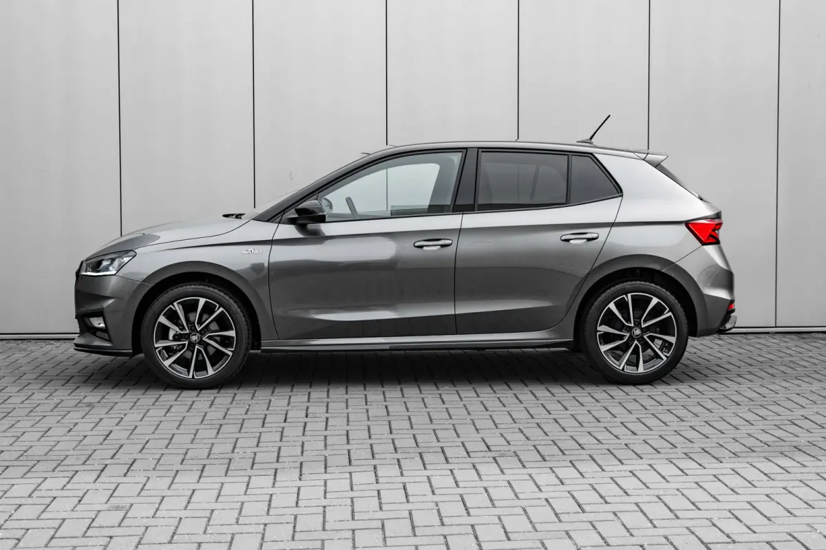 Monte Carlo | Achteruitrijcamera | Cruise control met speedlimiter | Driver Activity Assistant, vermoeidheid waarschuwingssysteem