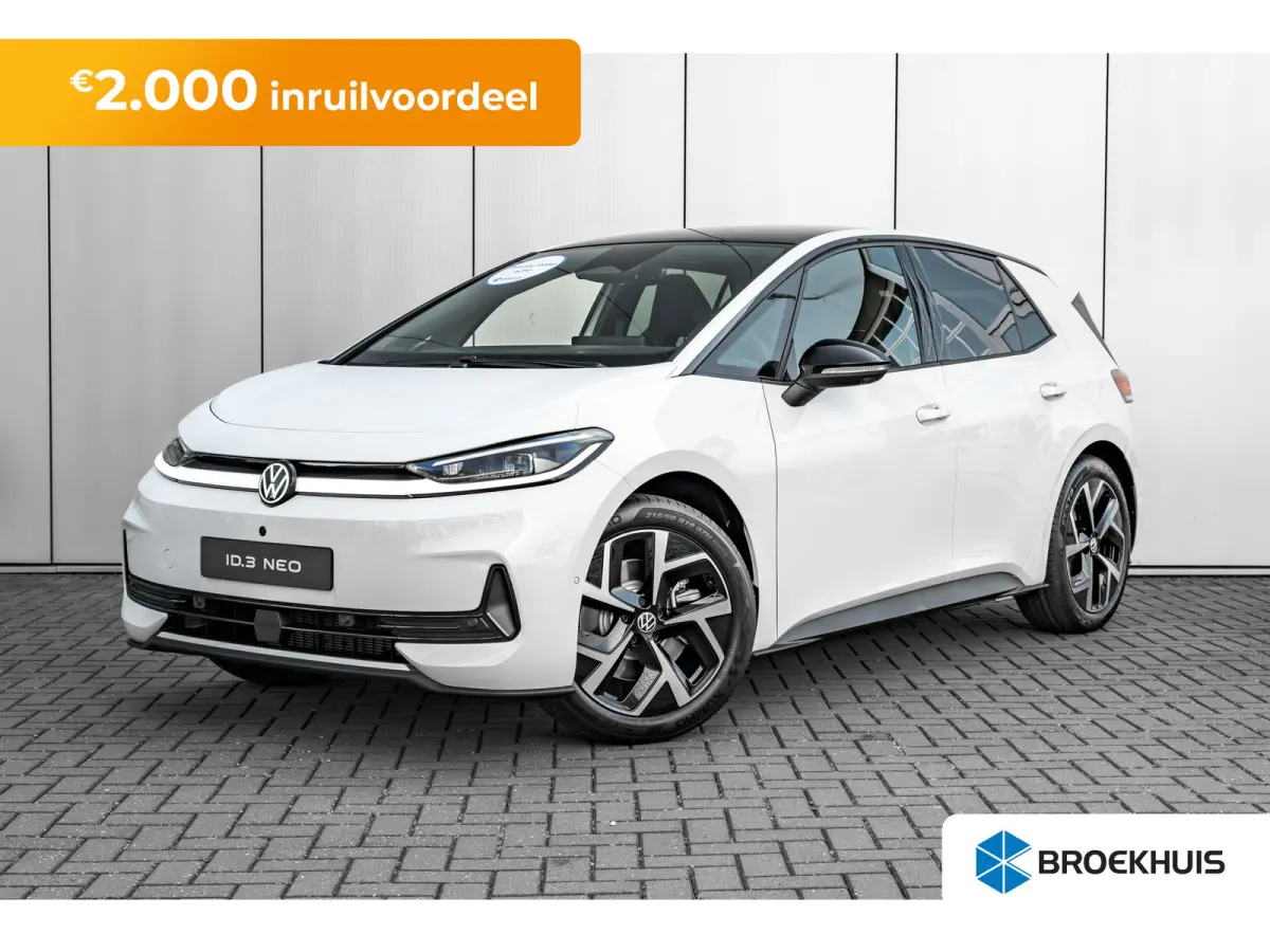 Style | Airconditioning automatisch, 2-zone (Climatronic) | Automatische afstandsregeling (Adaptive Cruise Control) | Buitenspiegels elektrisch instel-, verwarm- en inklapbaar