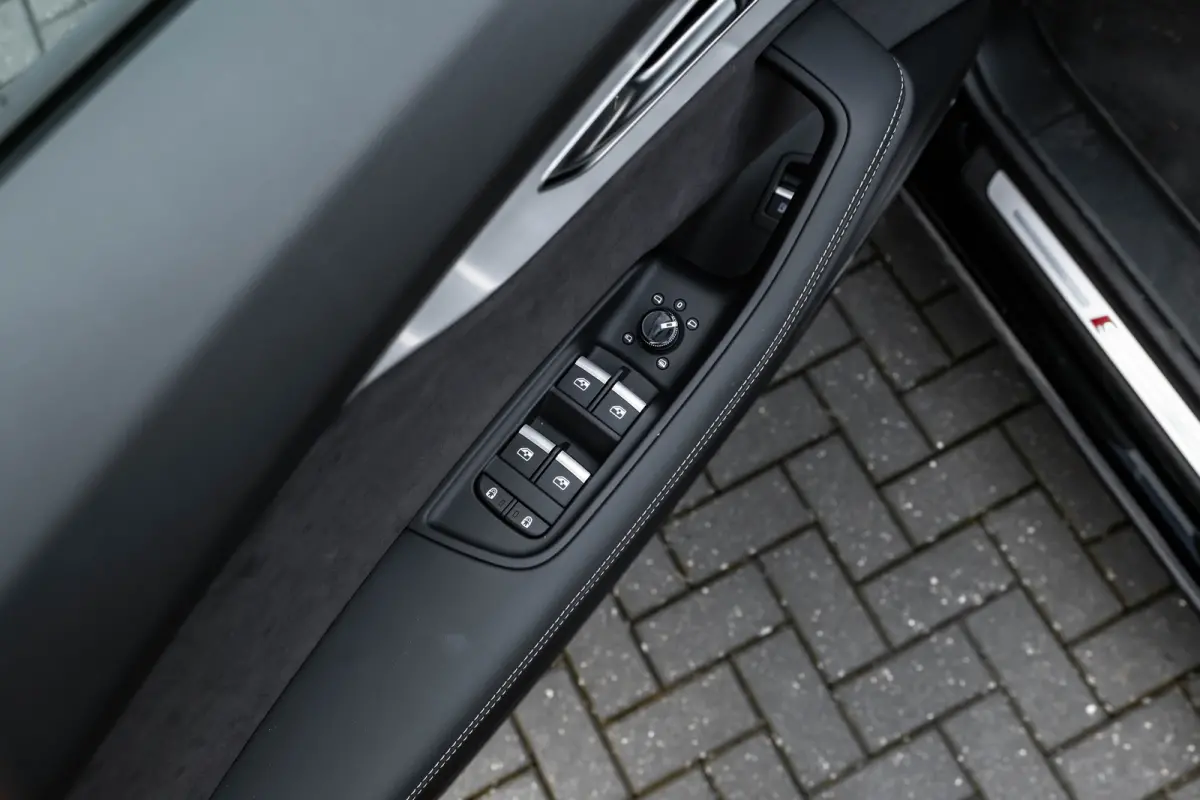 55 TFSI e quattro Pro Line S 394PK | Trekhaak | 4-wielsturing | Panorama Dak | B&O | Nachtzicht | 360 Camera | Sfeerverlichting