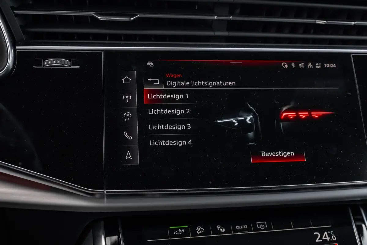 55 TFSI e quattro Pro Line S 394PK | Trekhaak | 4-wielsturing | Panorama Dak | B&O | Nachtzicht | 360 Camera | Sfeerverlichting