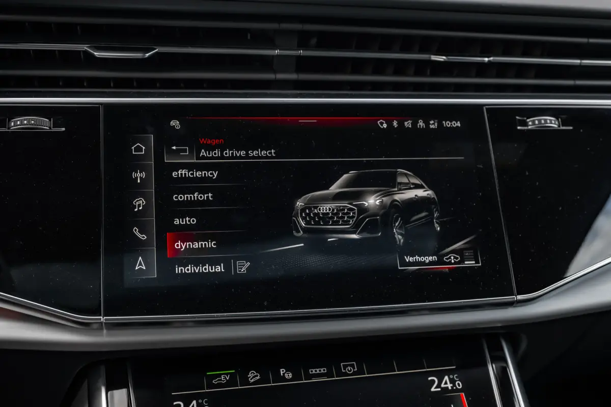 55 TFSI e quattro Pro Line S 394PK | Trekhaak | 4-wielsturing | Panorama Dak | B&O | Nachtzicht | 360 Camera | Sfeerverlichting