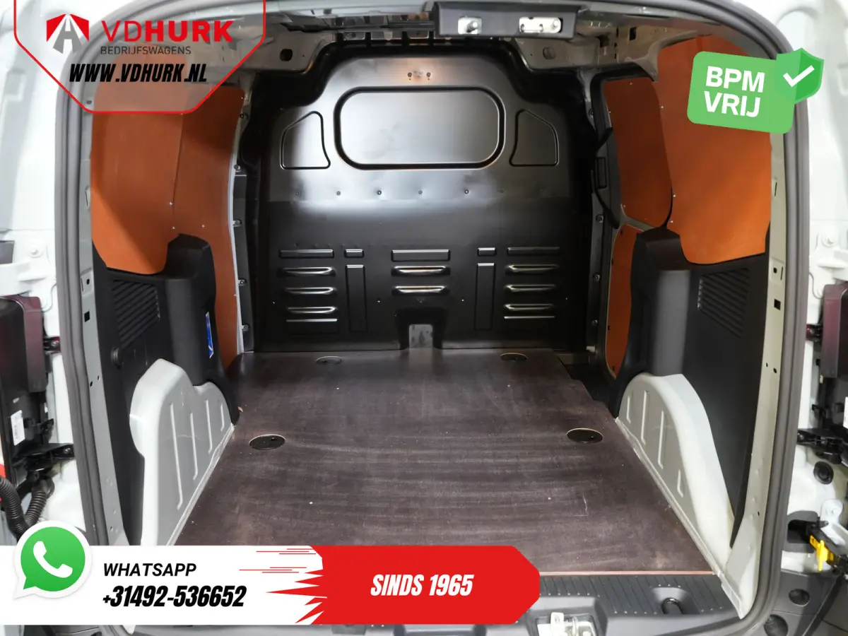 1.5 TDCI 100 pk Limited Carplay/ Virtual Cockpit/ Camera/ PDC/ LMV/ Cruise/ Climate