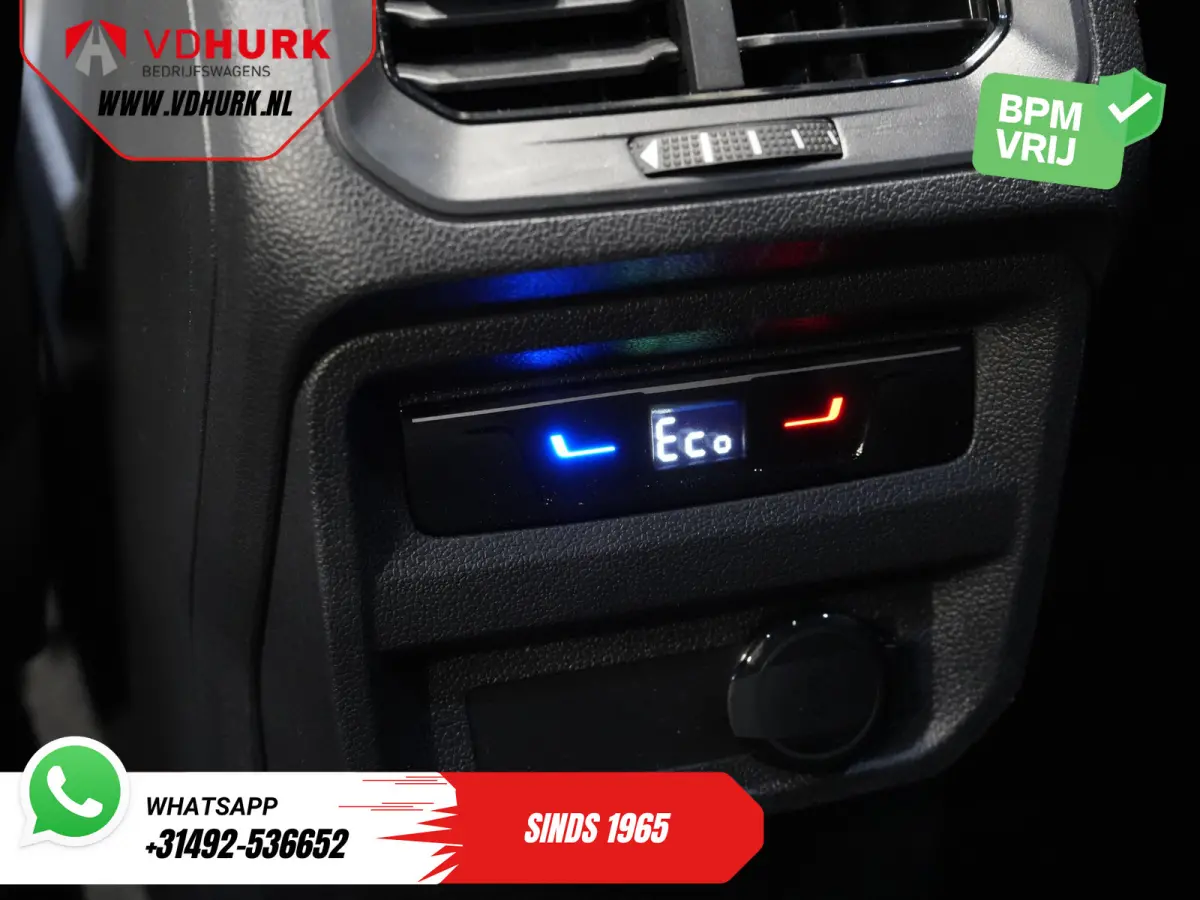 1.4 TSI eHybrid R-Line (DEMO) Pano/ IQ-Light/ Head-Up/ Elek.Trekhaak/ Elek.Klep/ Adapt.Cruise/ Parelmoer/ Stoelverw./ Climate/ Carplay/ Navi