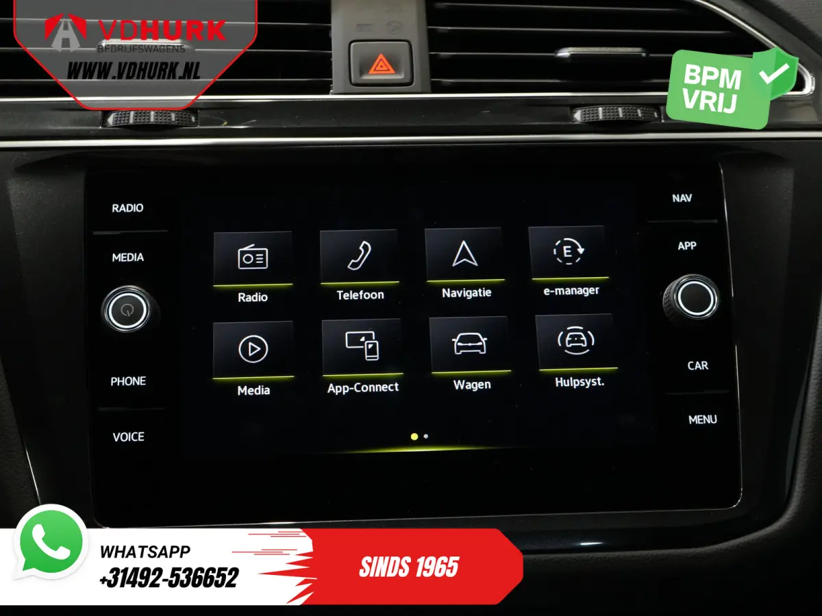 1.4 TSI eHybrid R-Line (DEMO) Pano/ IQ-Light/ Head-Up/ Elek.Trekhaak/ Elek.Klep/ Adapt.Cruise/ Parelmoer/ Stoelverw./ Climate/ Carplay/ Navi