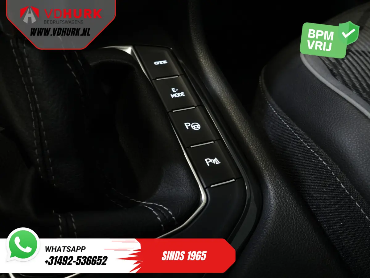 1.4 TSI eHybrid R-Line (DEMO) Pano/ IQ-Light/ Head-Up/ Elek.Trekhaak/ Elek.Klep/ Adapt.Cruise/ Parelmoer/ Stoelverw./ Climate/ Carplay/ Navi