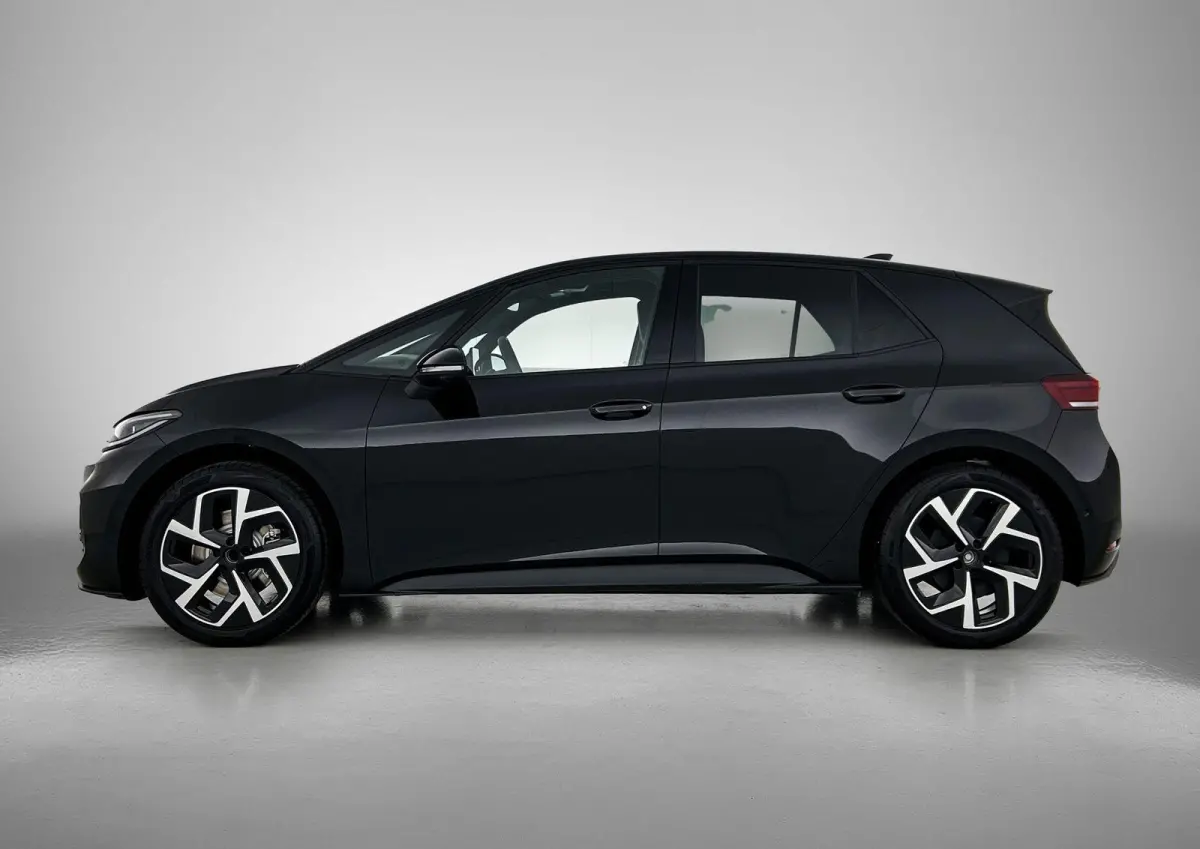 Style 58 kWh 190 PK | Steunhaak voor fietsendrager, afneembaar | Panoramadak | ergoActive Stoelen (Memory/massage) | 360 graden camera | Head-up display | Travel Assist | Apple Carplay | And
