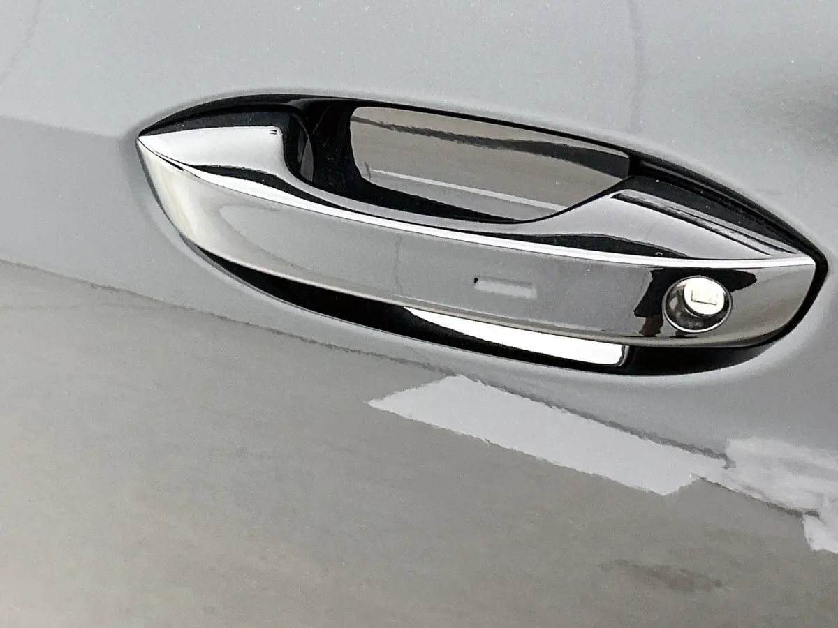 Style 58 kWh 190 PK | Steunhaak voor fietsendrager, afneembaar | Panoramadak | ergoActive Stoelen (Memory/massage) | 360 graden camera | Head-up display | Travel Assist | Apple Carplay | And