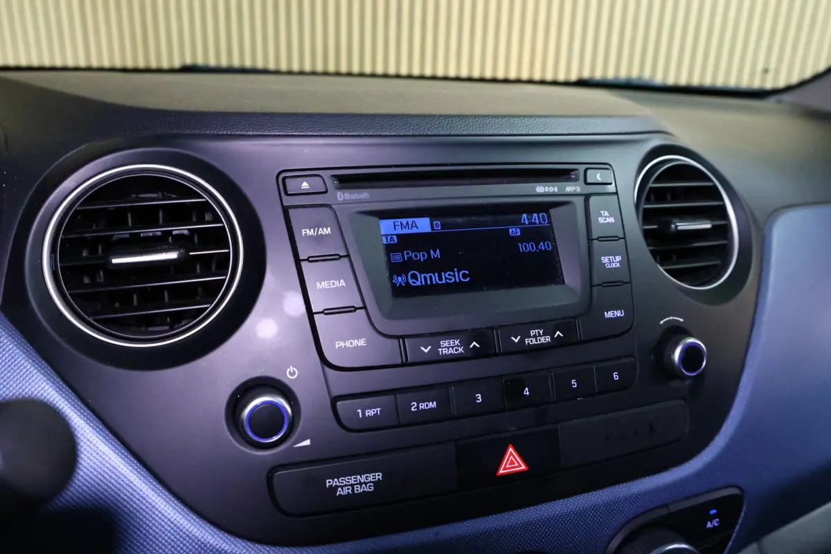 1.0i Comfort 5p. AUTOMAAT AIRCO BT STOELVERWARMING 2016