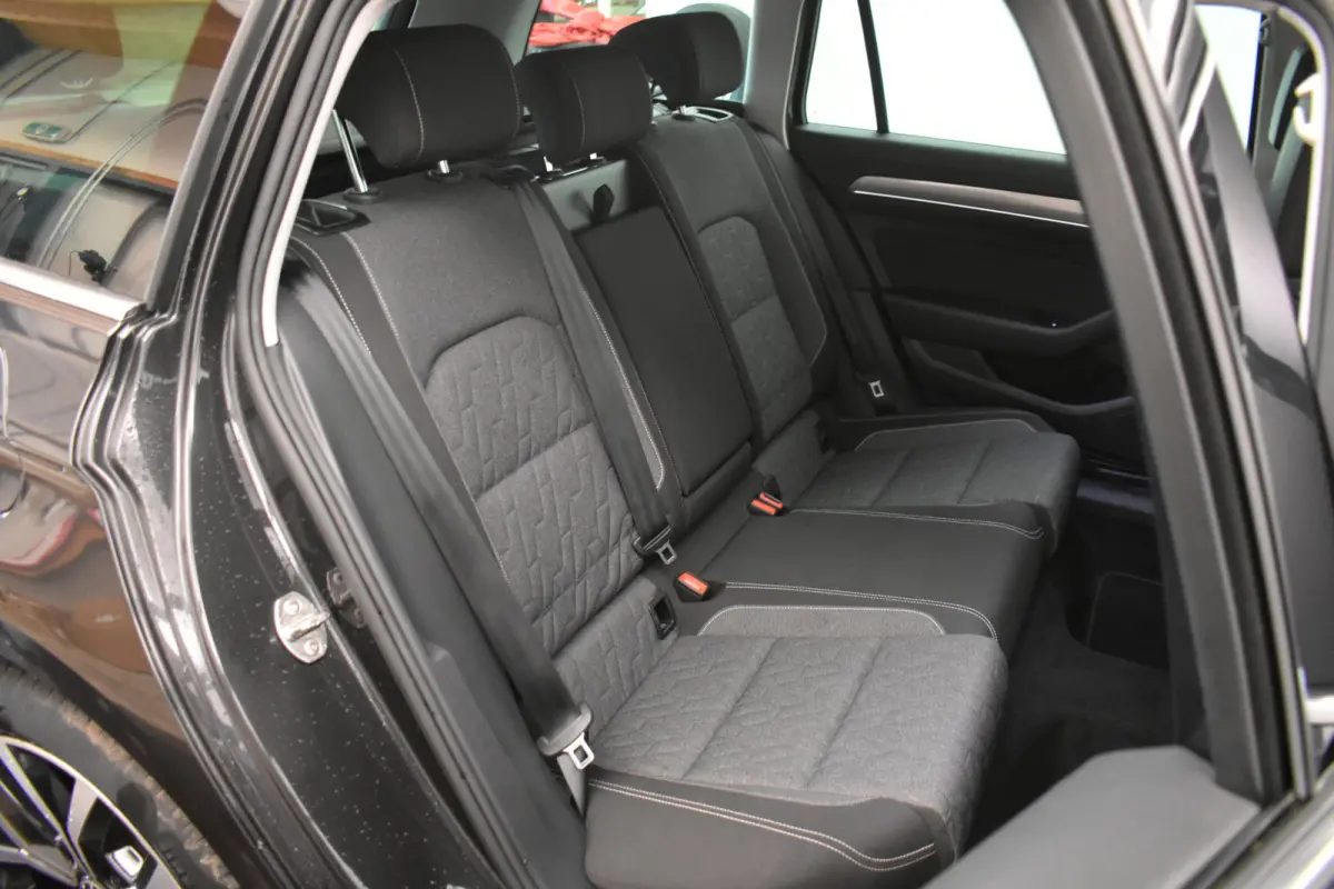 1.4 TSI PHEV GTE el Trekh Virtual Disc pro Navi Camera Business