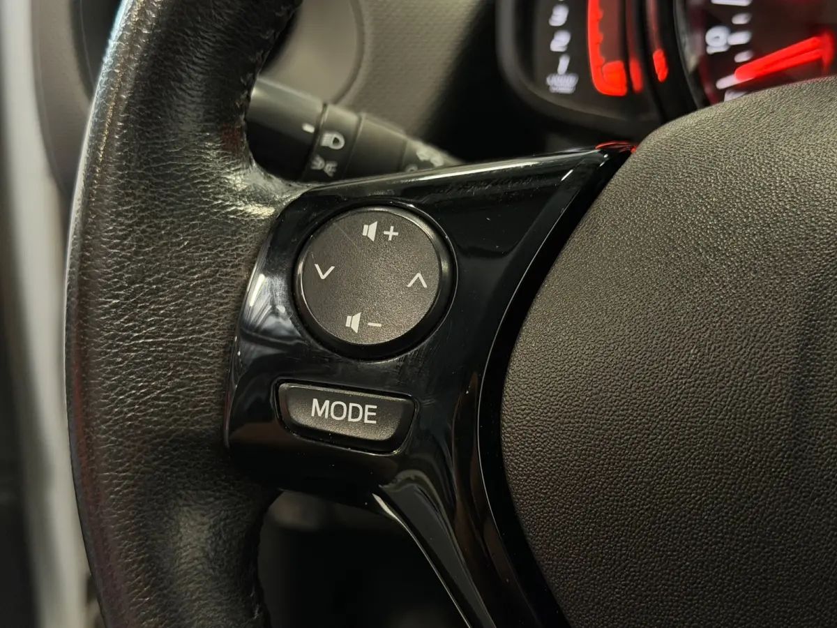 1.0 VTi Feel LED/AIRCO/CRUISE/ELEK-RAMEN/2E-EIG/DEALER-ONDERH/BT-AUDIO