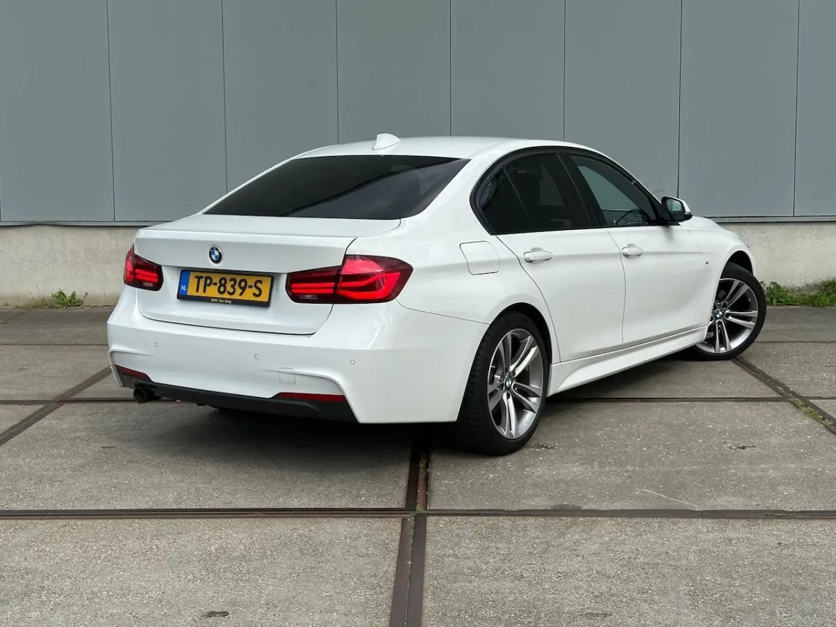 318i M Sport Edition leder, NAP, weinig km!