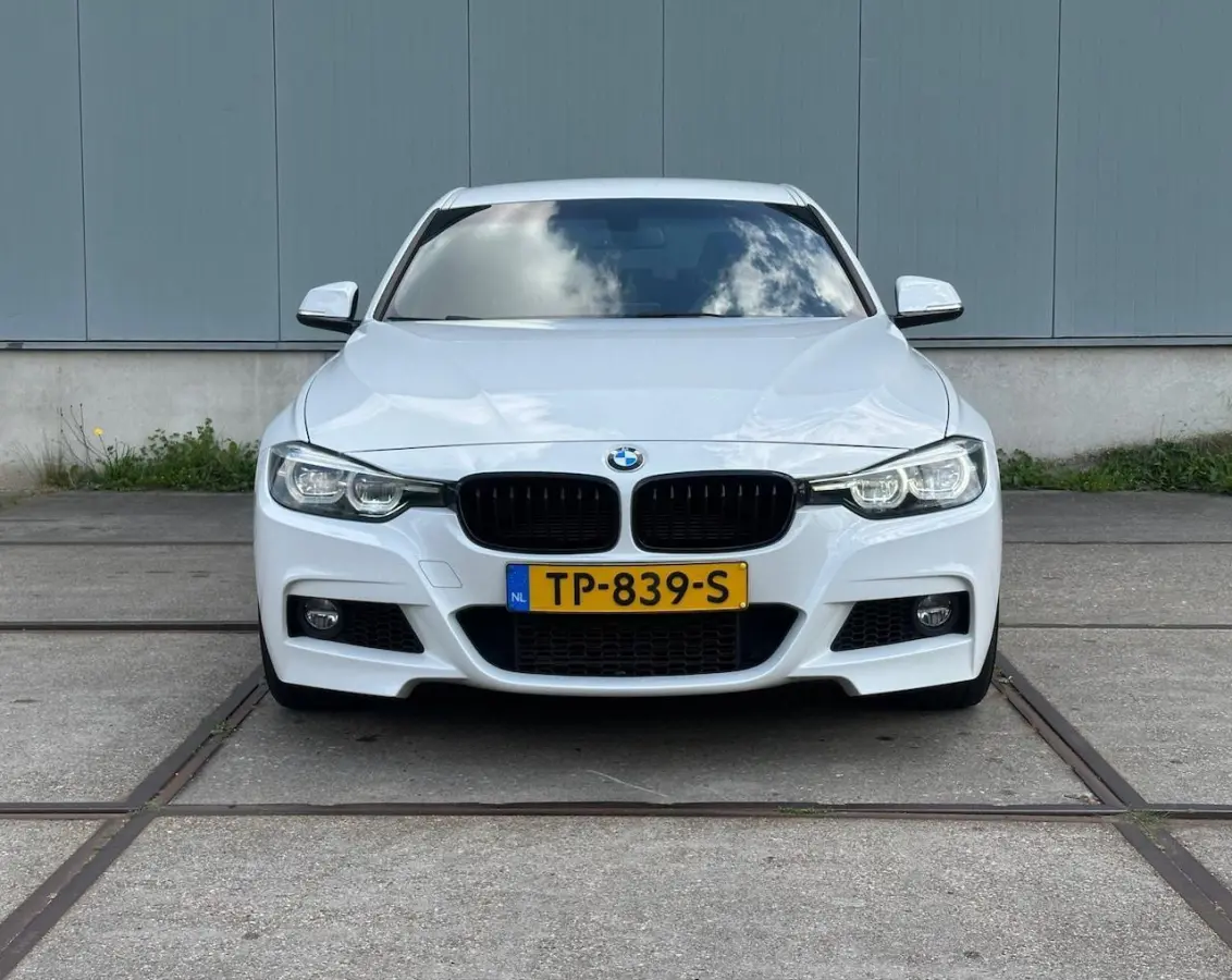 318i M Sport Edition leder, NAP, weinig km!