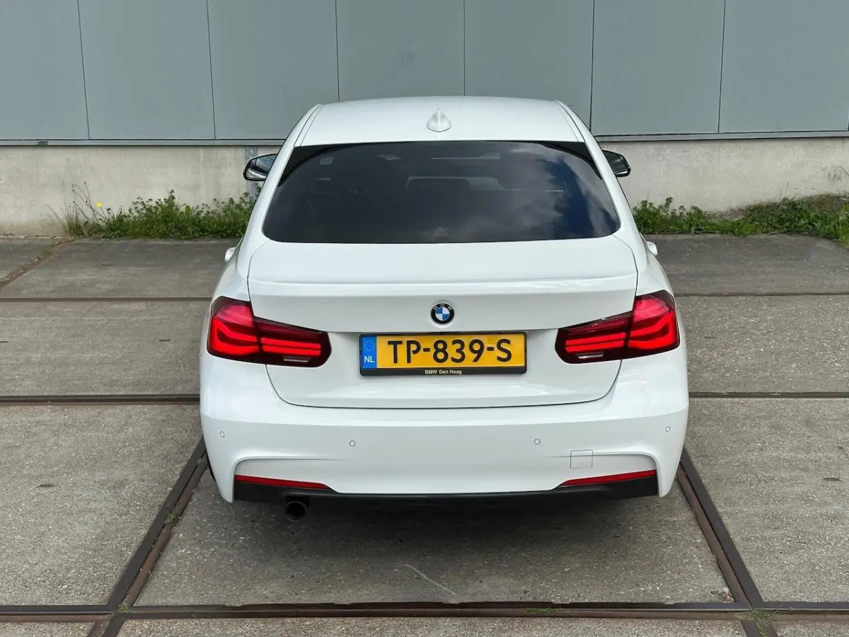 318i M Sport Edition leder, NAP, weinig km!