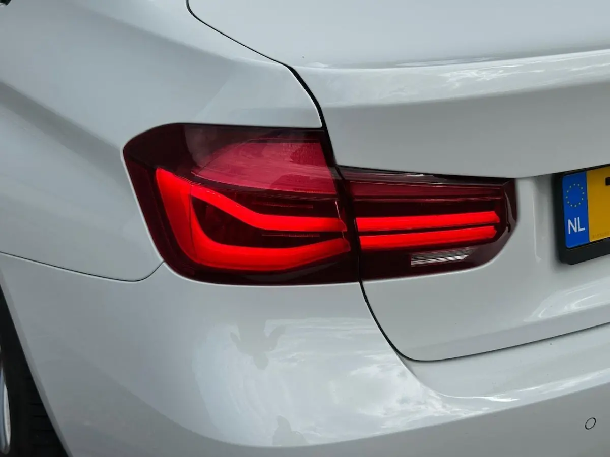 318i M Sport Edition leder, NAP, weinig km!