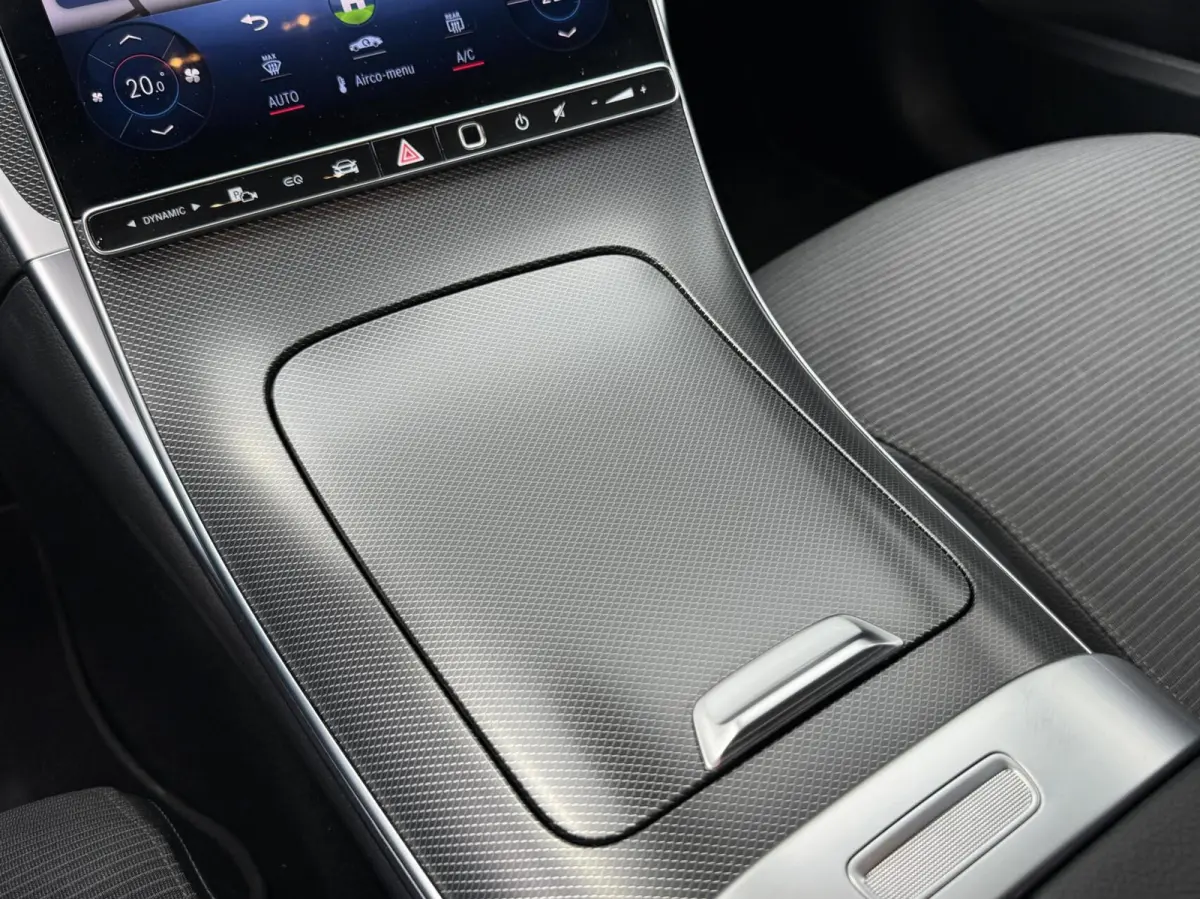 300 e Carplay Cruise Camera Led 2022 Eerste eigenaar Dealer Onderhouden Perfecte Staat