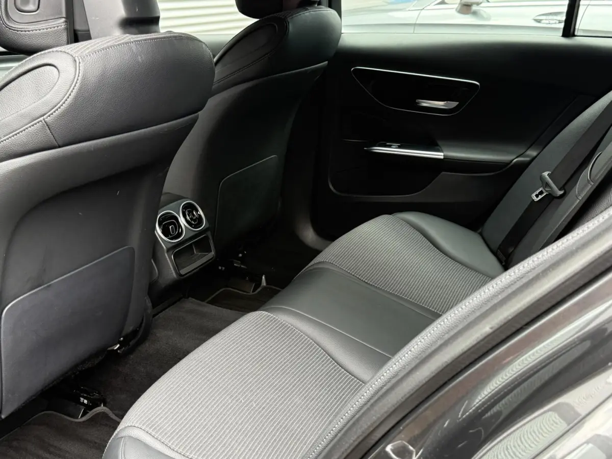 300 e Carplay Cruise Camera Led 2022 Eerste eigenaar Dealer Onderhouden Perfecte Staat