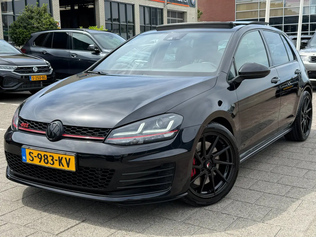 2.0 TSI GTI Performance l PANO