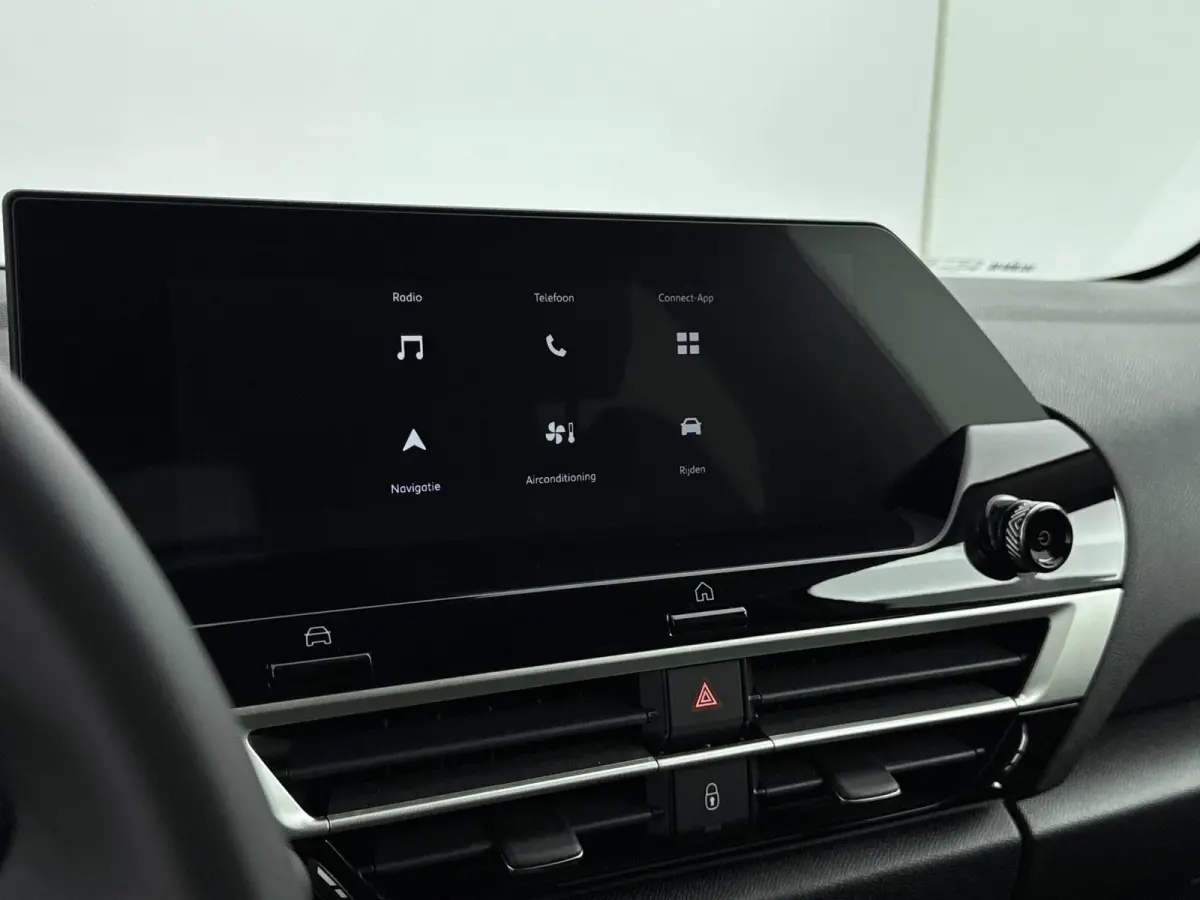 You 50 kWh 136pk Automaat | Accu 99% Camera | Apple Carplay/Android auto | Airco | Navigatie