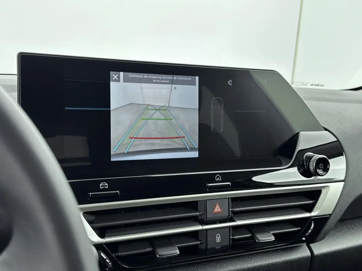 You 50 kWh 136pk Automaat | Accu 99% Camera | Apple Carplay/Android auto | Airco | Navigatie