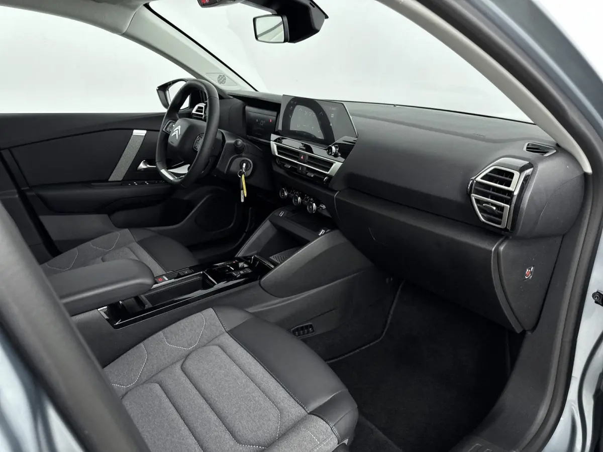 You 50 kWh 136pk Automaat | Accu 99% Camera | Apple Carplay/Android auto | Airco | Navigatie