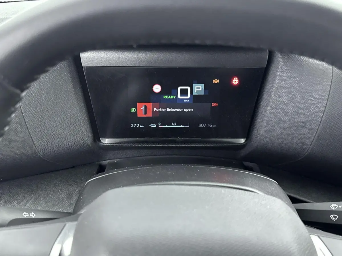 You 50 kWh 136pk Automaat | Accu 99% Camera | Apple Carplay/Android auto | Airco | Navigatie