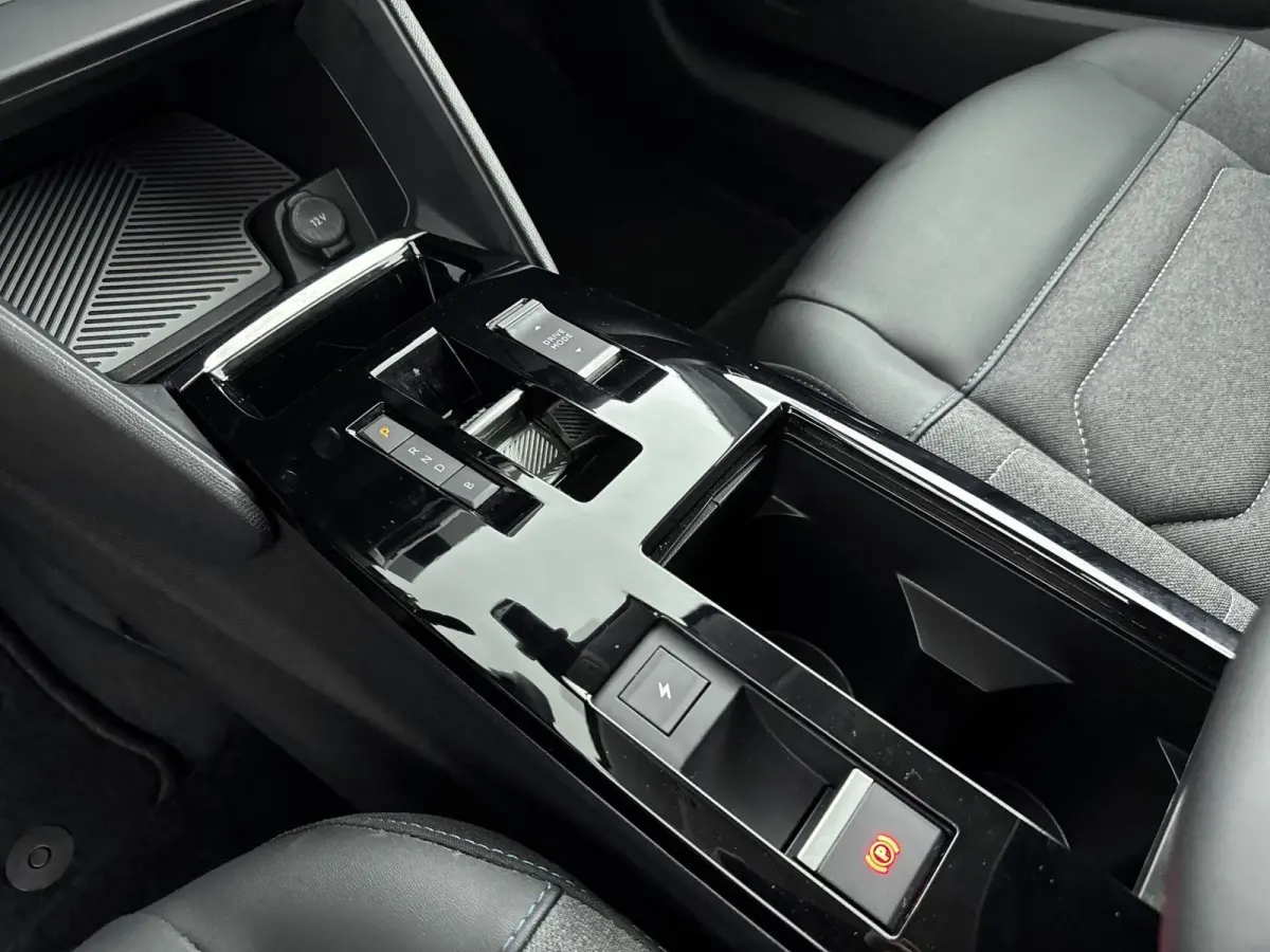 You 50 kWh 136pk Automaat | Accu 99% Camera | Apple Carplay/Android auto | Airco | Navigatie