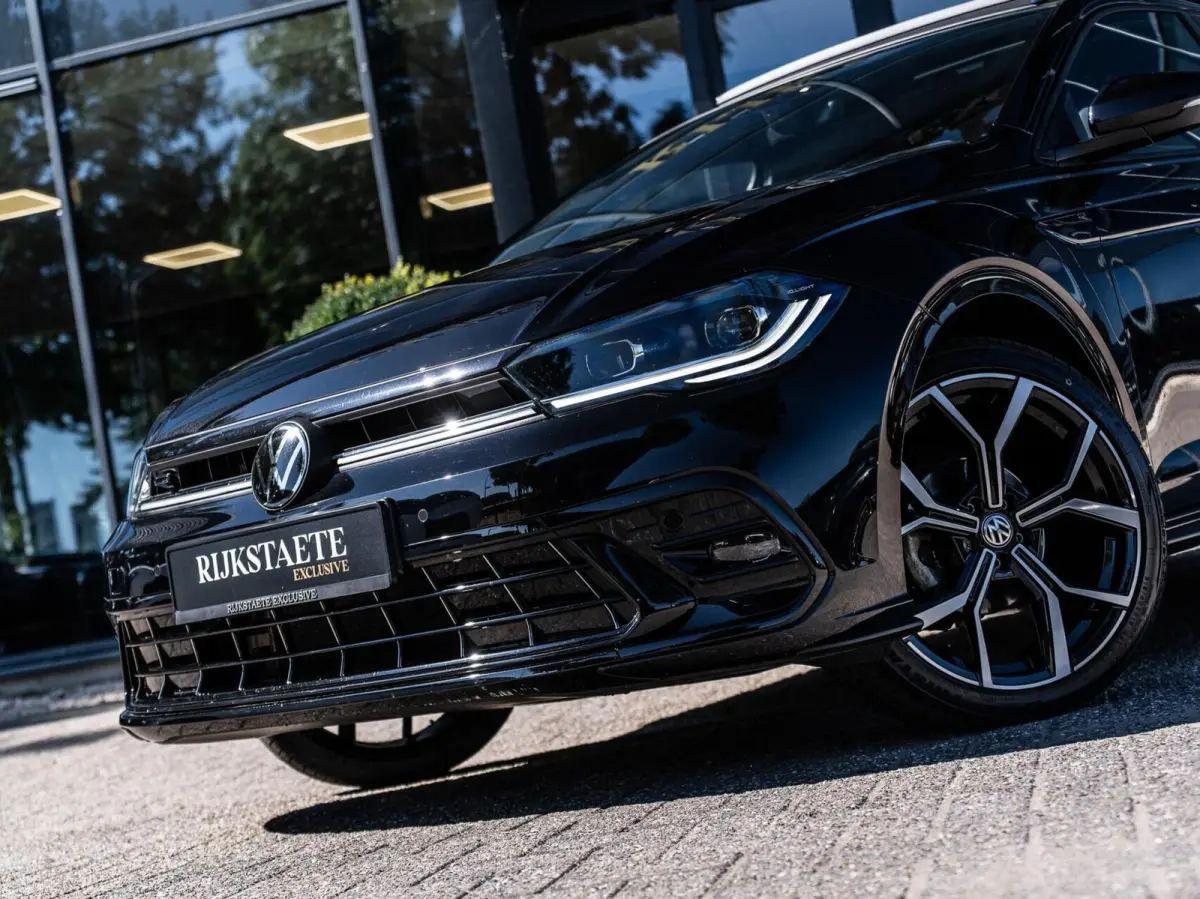 1.0 TSI R-Line|PANO|IQ LED|CAMERA|ACC|SFEERV
