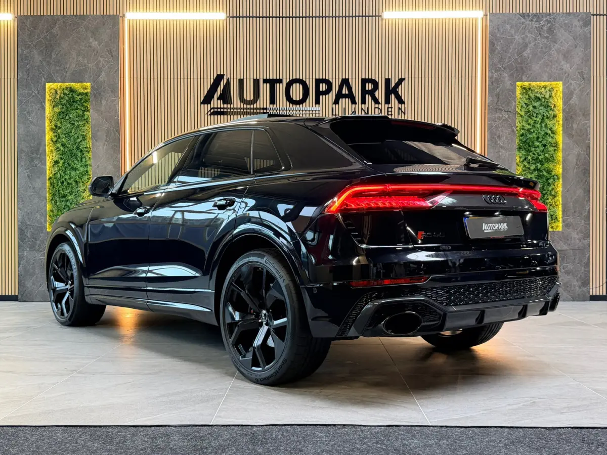 RSQ8 4.0 TFSI RS quattro PANO|CARBON|KERAMISCH|B&O|MASSAGE|SOFTCLOSE|360CAM|MEMORY|KEYLESS|DEALER ONDERHOUDEN|600PK|BOMVOL