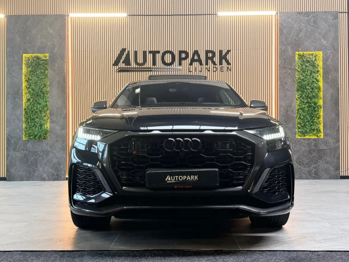 RSQ8 4.0 TFSI RS quattro PANO|CARBON|KERAMISCH|B&O|MASSAGE|SOFTCLOSE|360CAM|MEMORY|KEYLESS|DEALER ONDERHOUDEN|600PK|BOMVOL