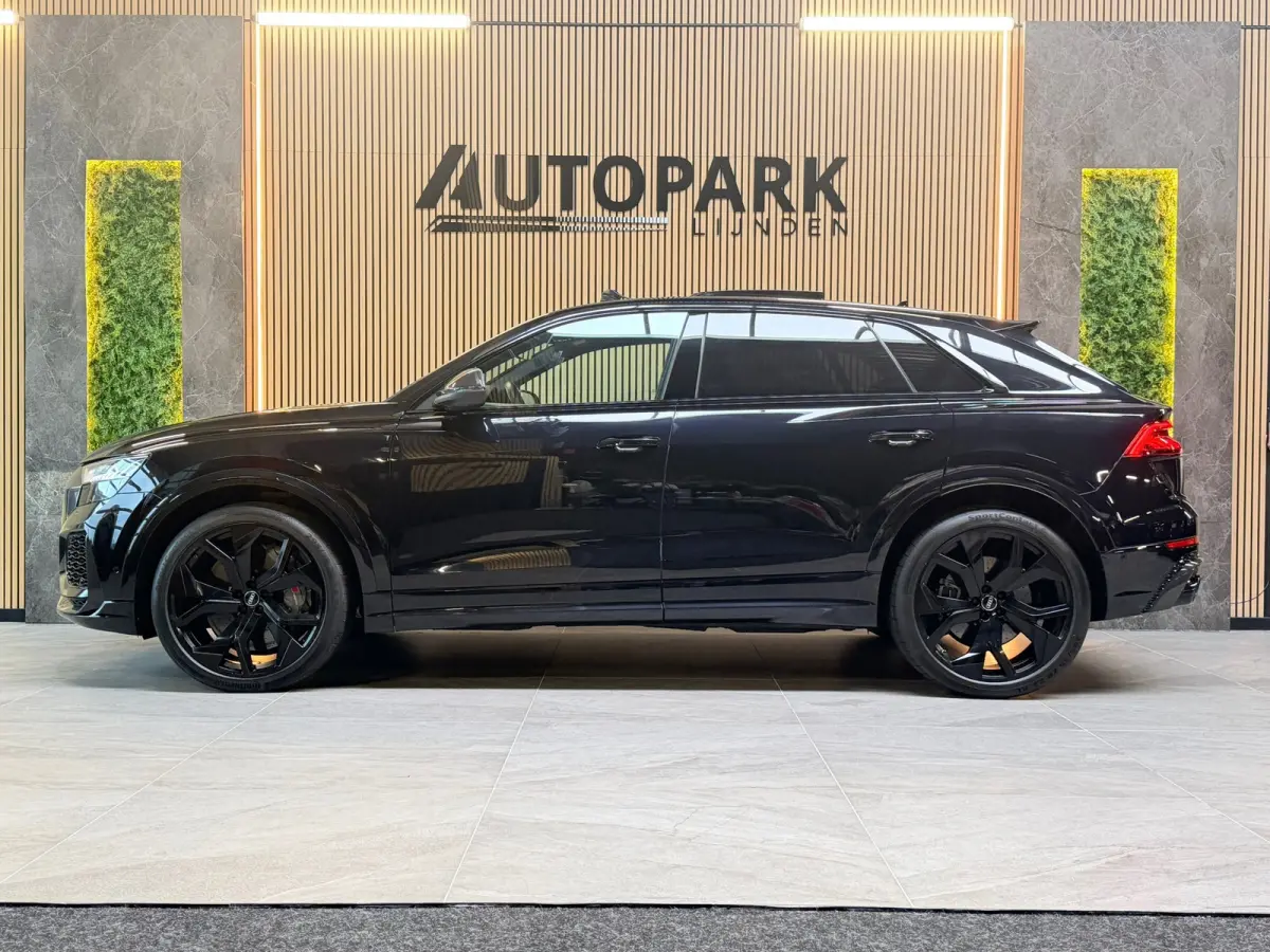 RSQ8 4.0 TFSI RS quattro PANO|CARBON|KERAMISCH|B&O|MASSAGE|SOFTCLOSE|360CAM|MEMORY|KEYLESS|DEALER ONDERHOUDEN|600PK|BOMVOL