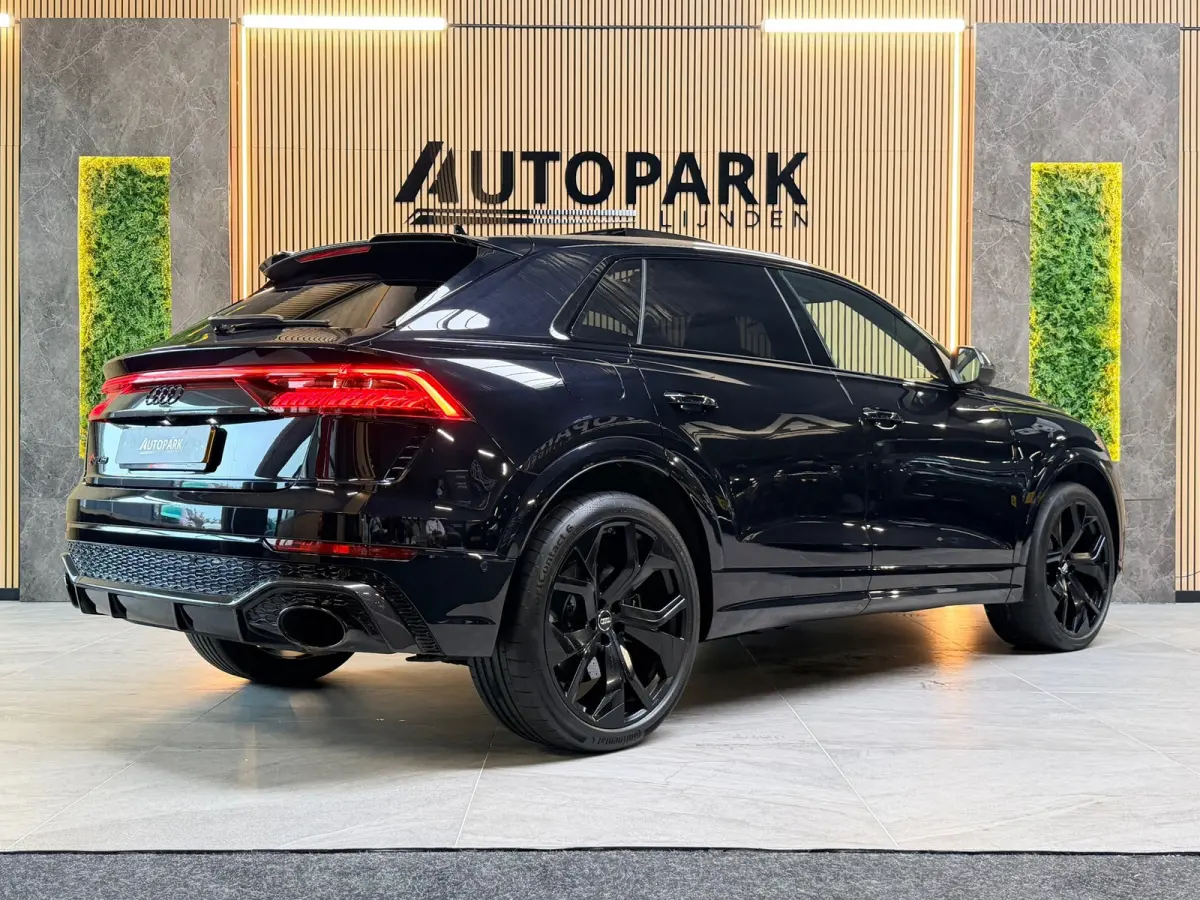 RSQ8 4.0 TFSI RS quattro PANO|CARBON|KERAMISCH|B&O|MASSAGE|SOFTCLOSE|360CAM|MEMORY|KEYLESS|DEALER ONDERHOUDEN|600PK|BOMVOL