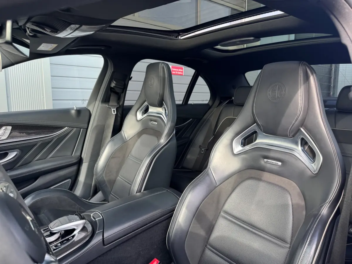 AMG E63 S 4MATIC+ Carbon Softclose BOMVOL
