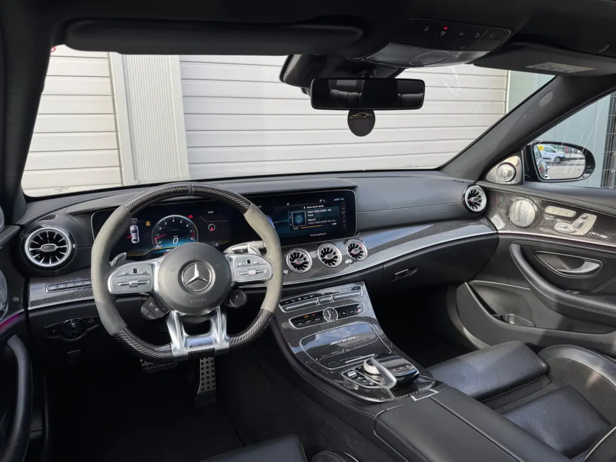AMG E63 S 4MATIC+ Carbon Softclose BOMVOL