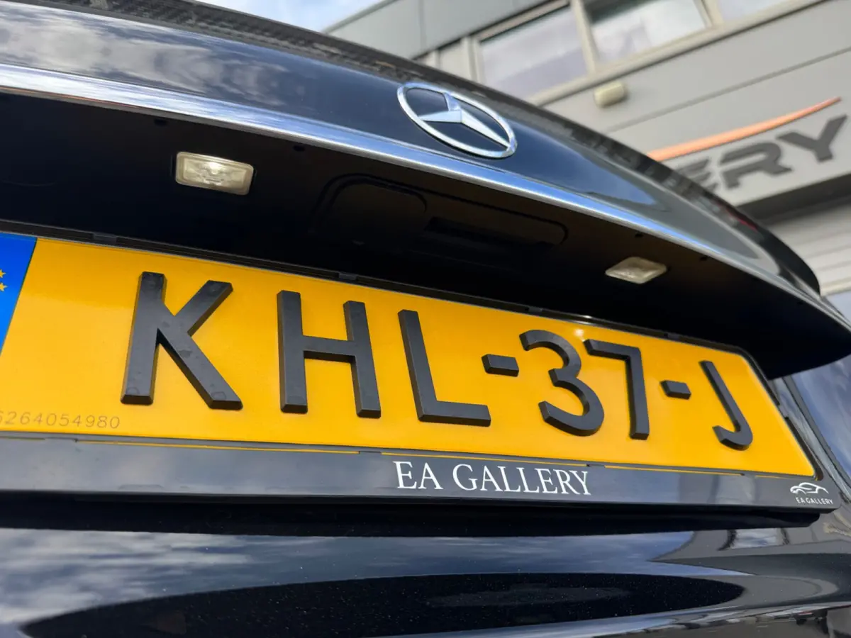 AMG E63 S 4MATIC+ Carbon Softclose BOMVOL