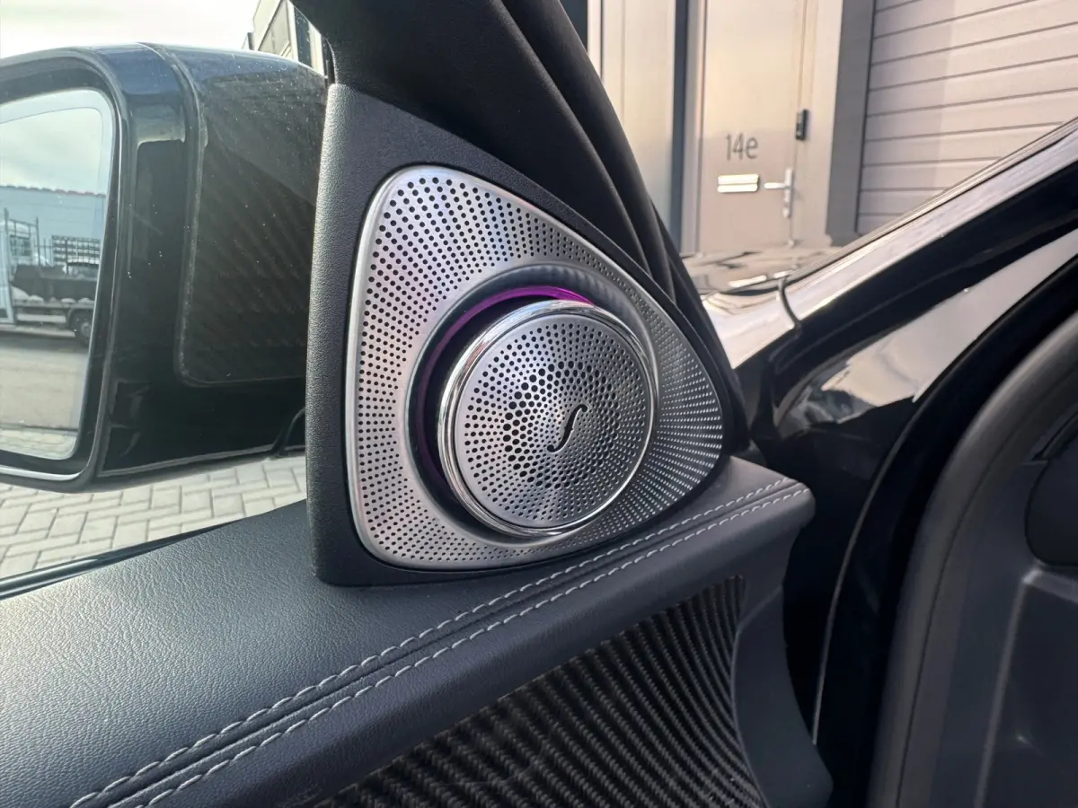 AMG E63 S 4MATIC+ Carbon Softclose BOMVOL