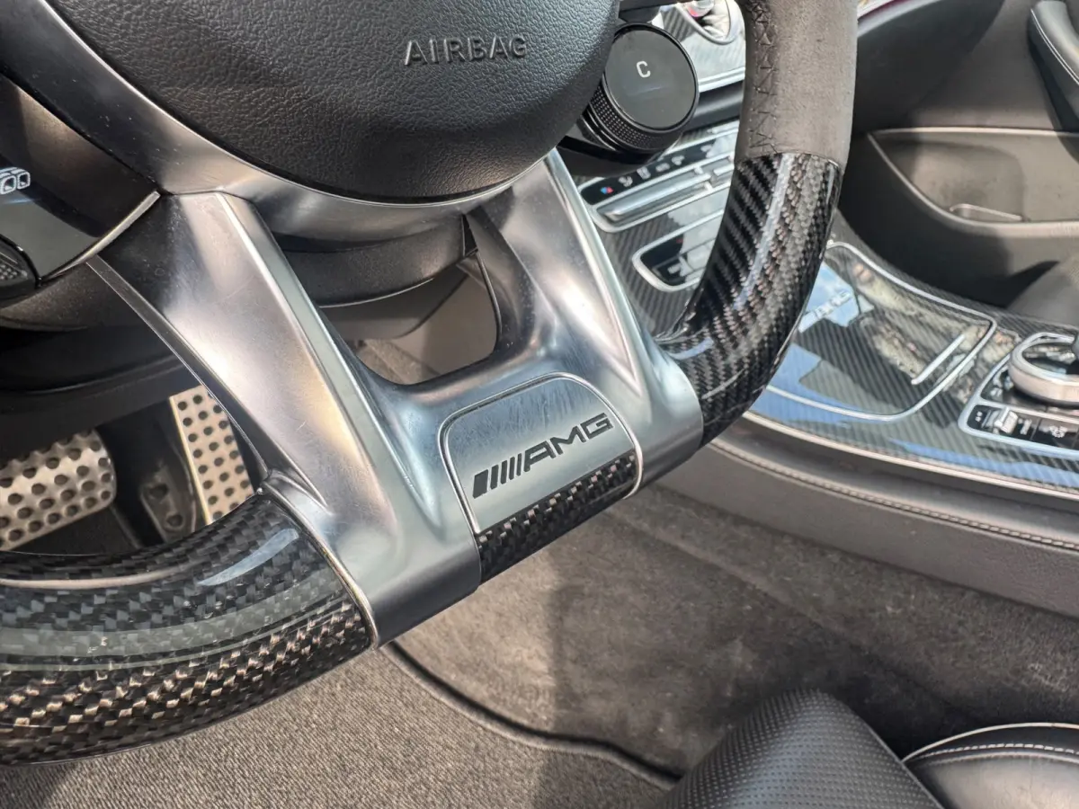AMG E63 S 4MATIC+ Carbon Softclose BOMVOL