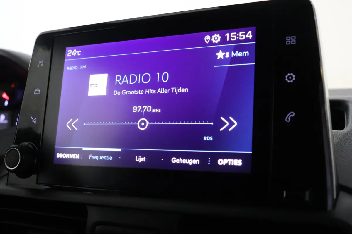 1.5 BlueHDi 130PK Automaat EURO 6 - Airco - Cruise - PDC - €10.900,- Excl.