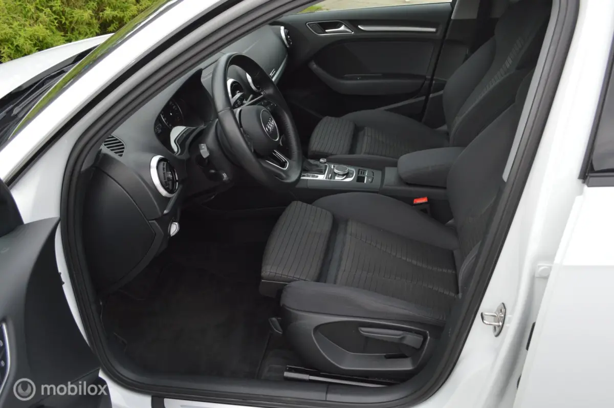 30 TFSI S-Tronic | Design Pro Line Plus
