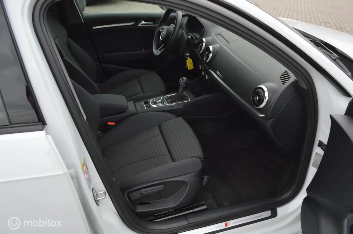 30 TFSI S-Tronic | Design Pro Line Plus