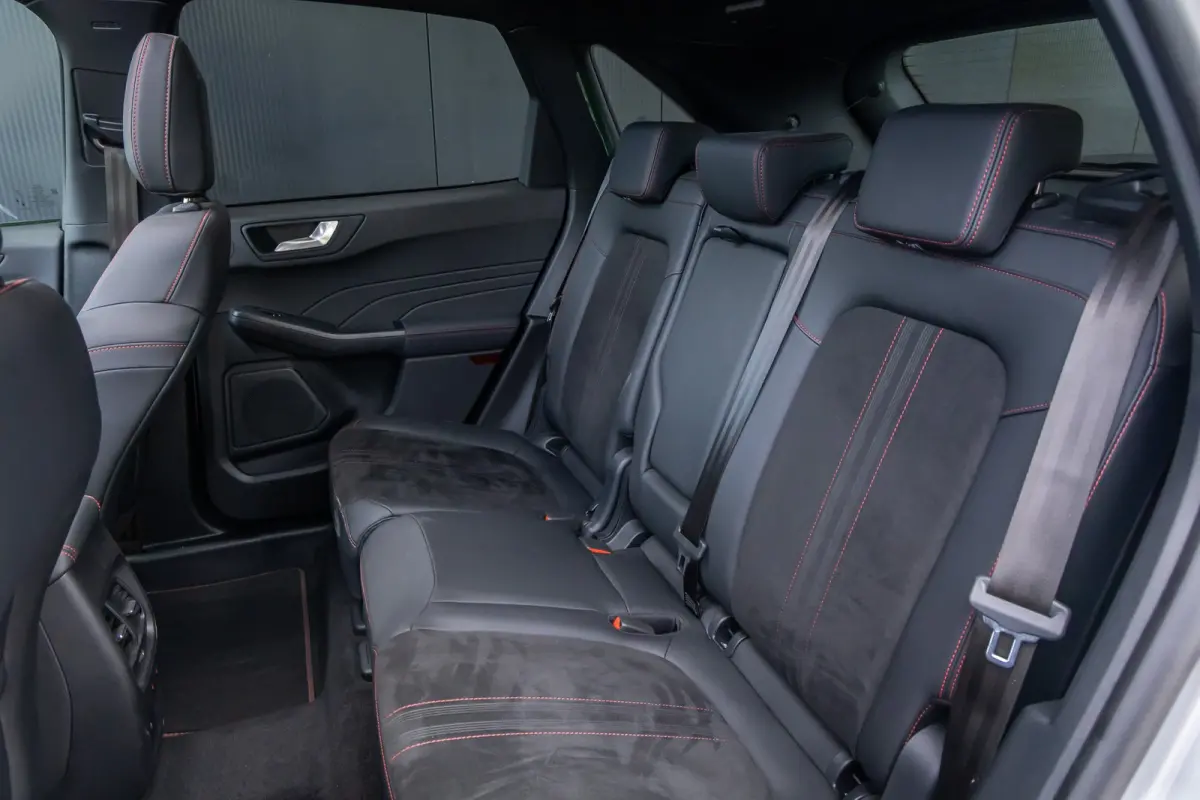 2.5 PHEV ST-Line X | Panoramadak | Adaptieve cruise | 360 Camera | AGR | Dodehoek detectie | Winter-pack | Elc. achterklep | Keyless