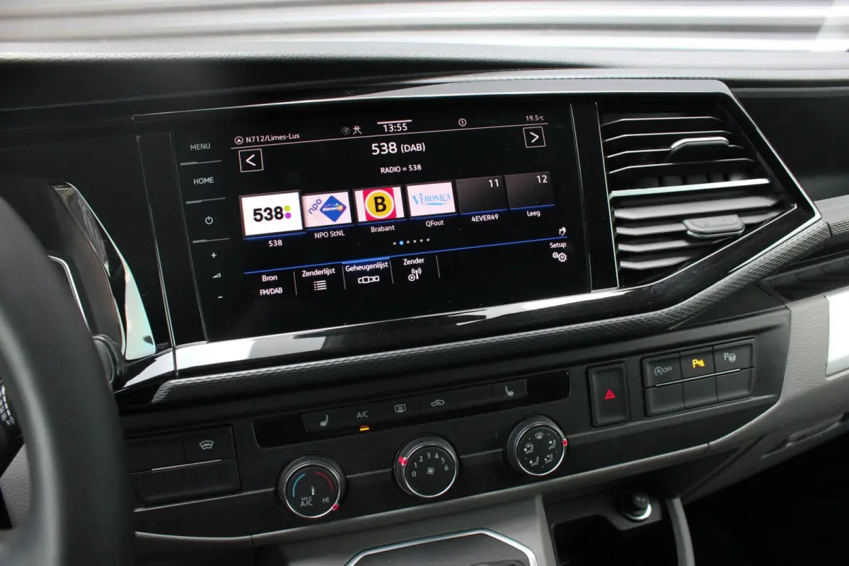 2.0 TDI L2H1 199PK JB-EDITION DSG / PDC / SCHROEFSET / LEDEREN BEKLEDING / FULL / APPLE CARPLAY / NAVIGATIE