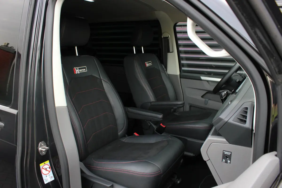 2.0 TDI L2H1 199PK JB-EDITION DSG / PDC / SCHROEFSET / LEDEREN BEKLEDING / FULL / APPLE CARPLAY / NAVIGATIE