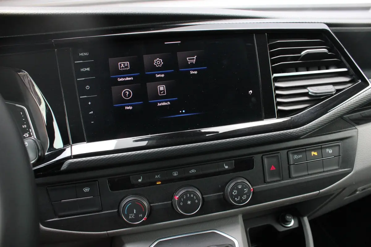 2.0 TDI L2H1 199PK JB-EDITION DSG / PDC / SCHROEFSET / LEDEREN BEKLEDING / FULL / APPLE CARPLAY / NAVIGATIE