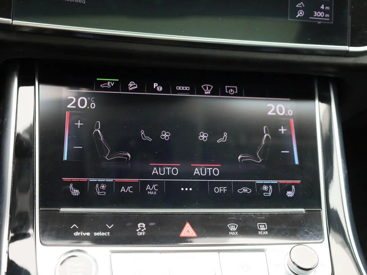 55 TFSI e quattro Pro Line l Adaptive cruise control l 360 camera l Head-up display l Dodehoek detectie l Bang & Olufsen l Luchtvering l Trekhaak l Optiekpakket zwart l Apple Carplay / Andro