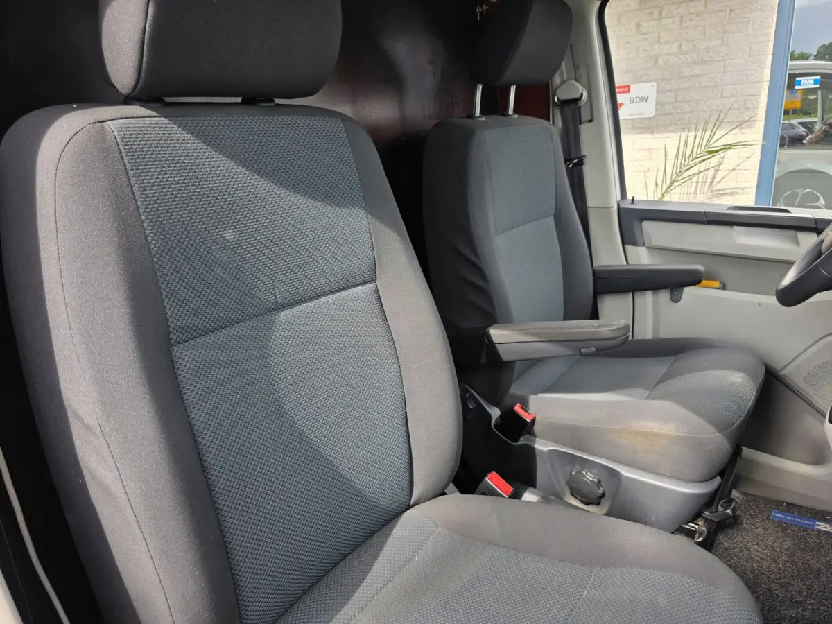 2.0 TDI L2H1 DC Trendline Automaat – Werkbus – 220V – Euro 6 – NAP – Trekhaak