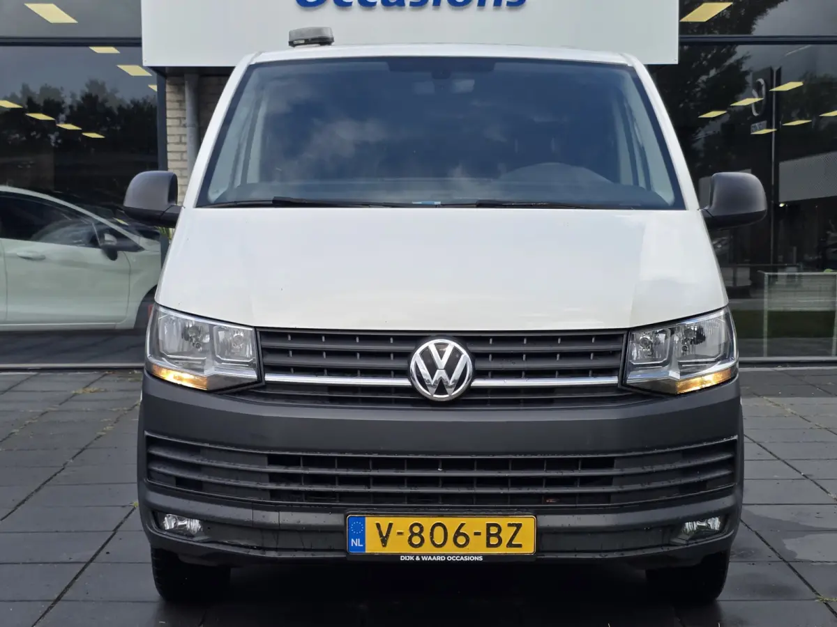 2.0 TDI L2H1 DC Trendline Automaat – Werkbus – 220V – Euro 6 – NAP – Trekhaak