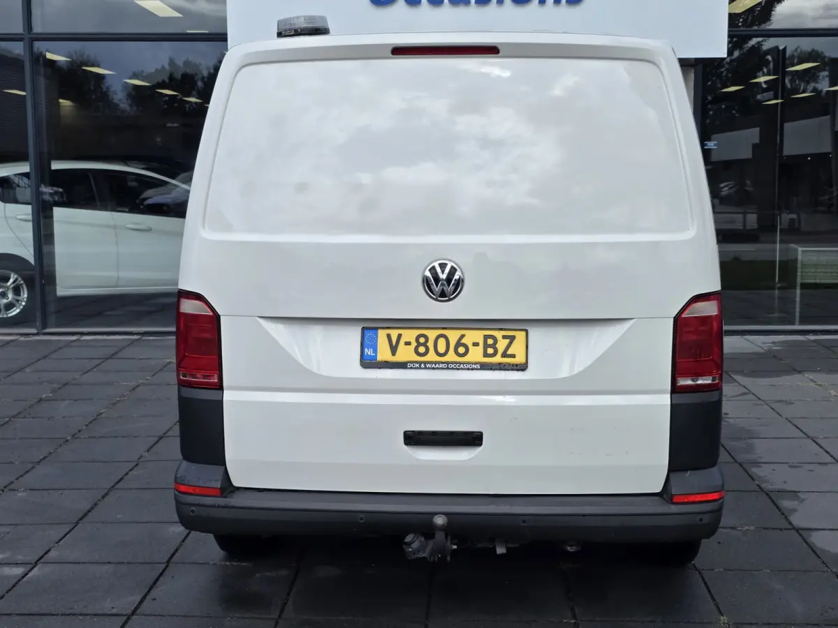 2.0 TDI L2H1 DC Trendline Automaat – Werkbus – 220V – Euro 6 – NAP – Trekhaak