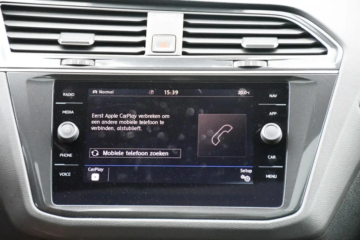 1.4 TSI Highline R-line PANO NAP Trekhaak Suzuka
