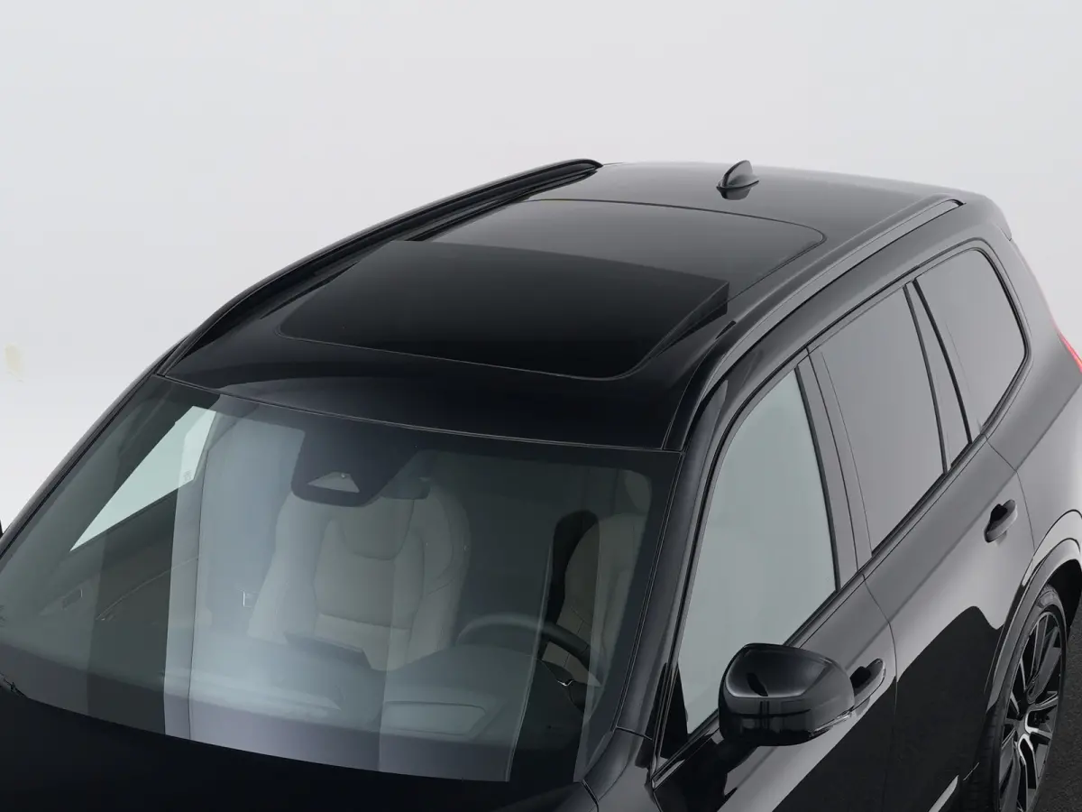 T8 Recharge AWD Ultra Black Edition Executive | Luchtvering | Bowers & Wilkins | 360° Camera | Head-Up | Panoramadak | 22" | Stoelventilatie