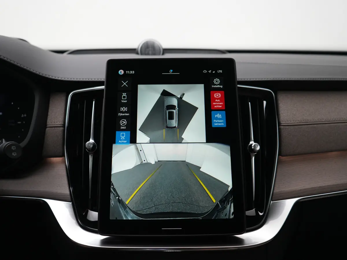 T8 Recharge AWD Ultra Black Edition Executive | Luchtvering | Bowers & Wilkins | 360° Camera | Head-Up | Panoramadak | 22" | Stoelventilatie